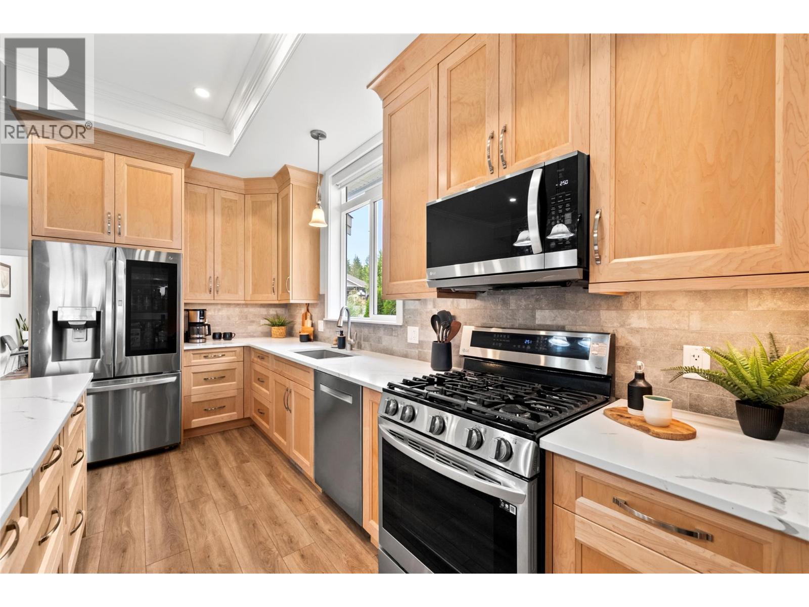 #6 2715 Golf Course Drive - Image 14