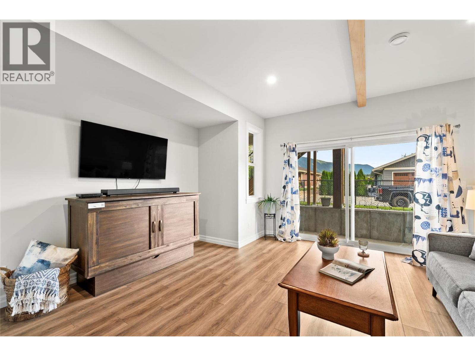 #6 2715 Golf Course Drive - Image 42