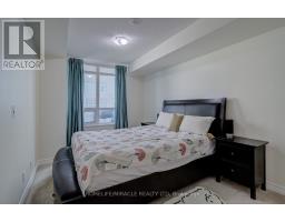 705 - 212 Eglinton Avenue, Toronto, ON M4P0A3 Photo 11