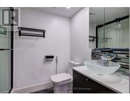 705 - 212 Eglinton Avenue, Toronto, ON M4P0A3 Photo 12