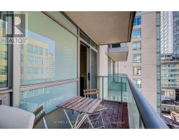 705 - 212 Eglinton Avenue, Toronto, ON M4P0A3 Photo 17