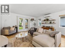 161 Morewood Crescent, photo 10