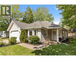 161 Morewood Crescent, photo 2