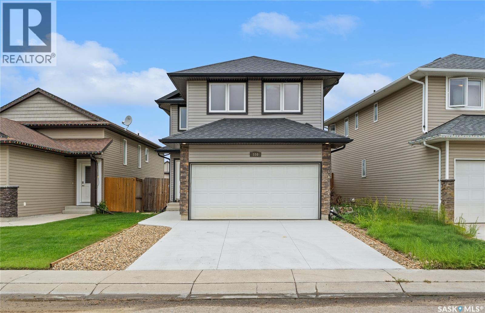 110 Henick CRESCENT, Saskatoon — photo 1