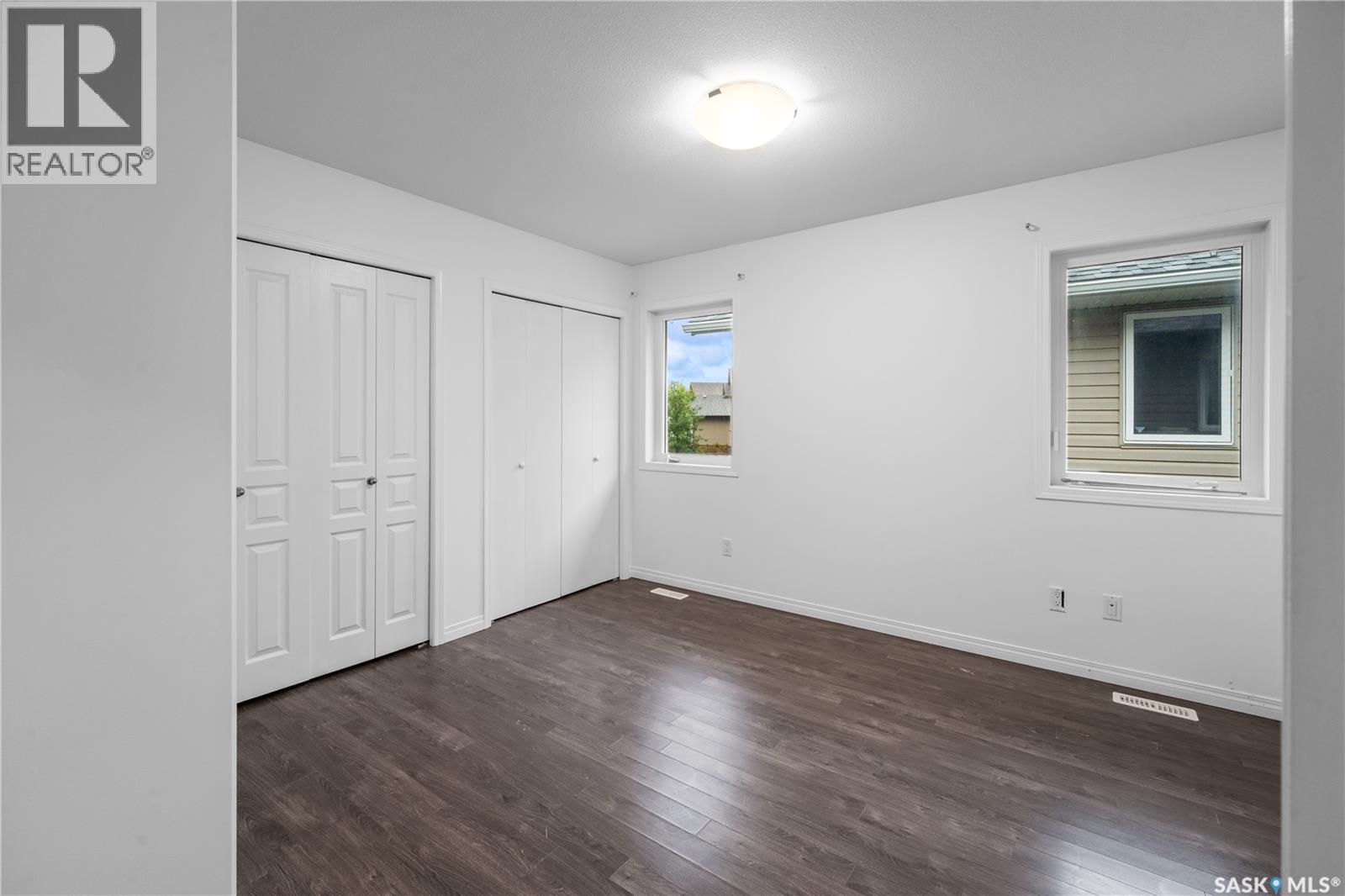 110 Henick CRESCENT - 24