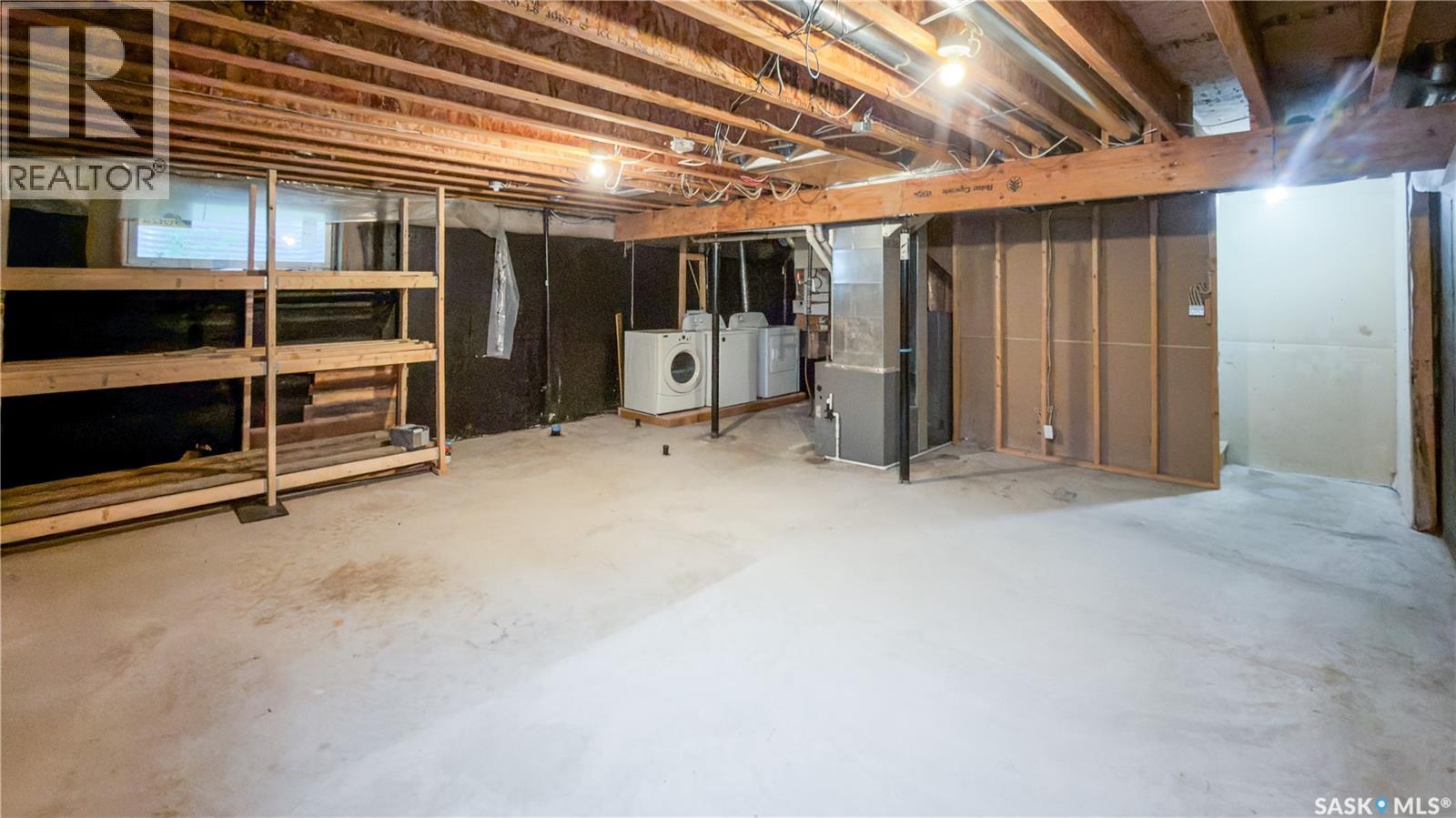 110 Henick CRESCENT - Image 37