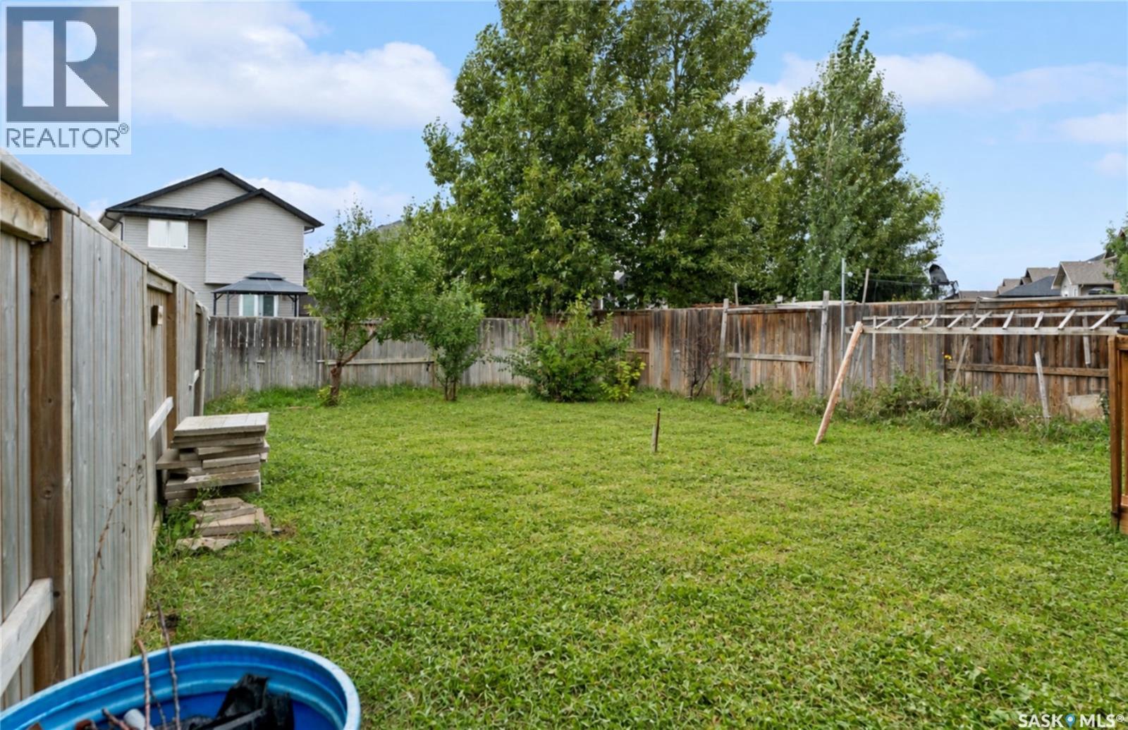 110 Henick CRESCENT - Image 40
