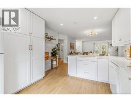 161 Morewood Crescent, photo 17