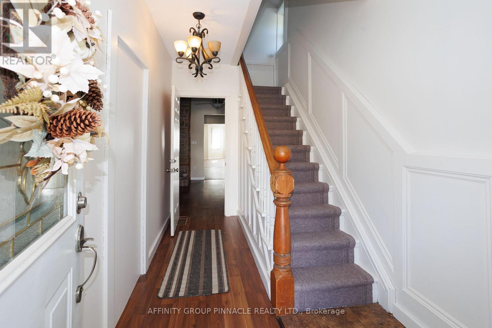 18 CLIFTON STREET, Kawartha Lakes (Fenelon Falls) — photo 8