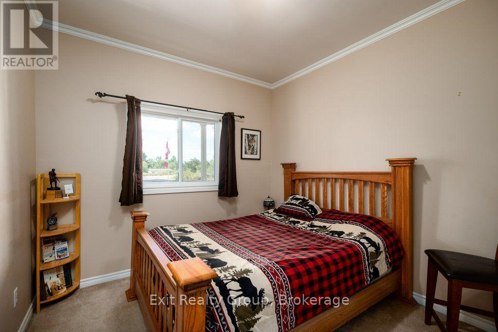 10435 HIGHWAY 41 - 21