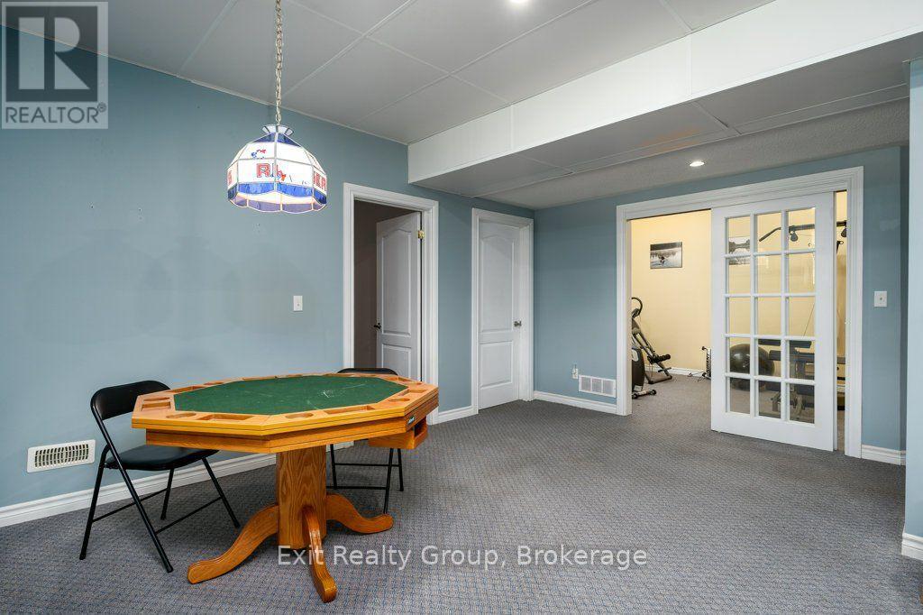 10435 HIGHWAY 41 - 31