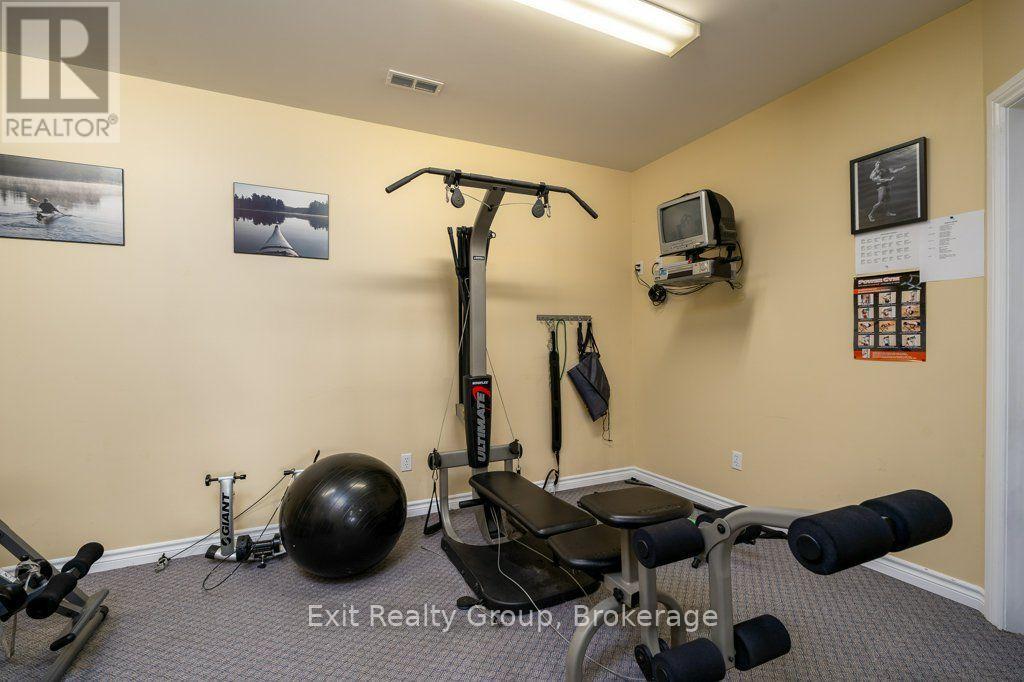 10435 HIGHWAY 41 - 33
