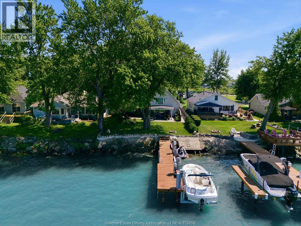431 CHARRON BEACH, Lakeshore — photo 2