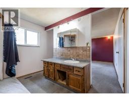 9 Heather Court, Irvine, AB T0J1V0 Photo 17