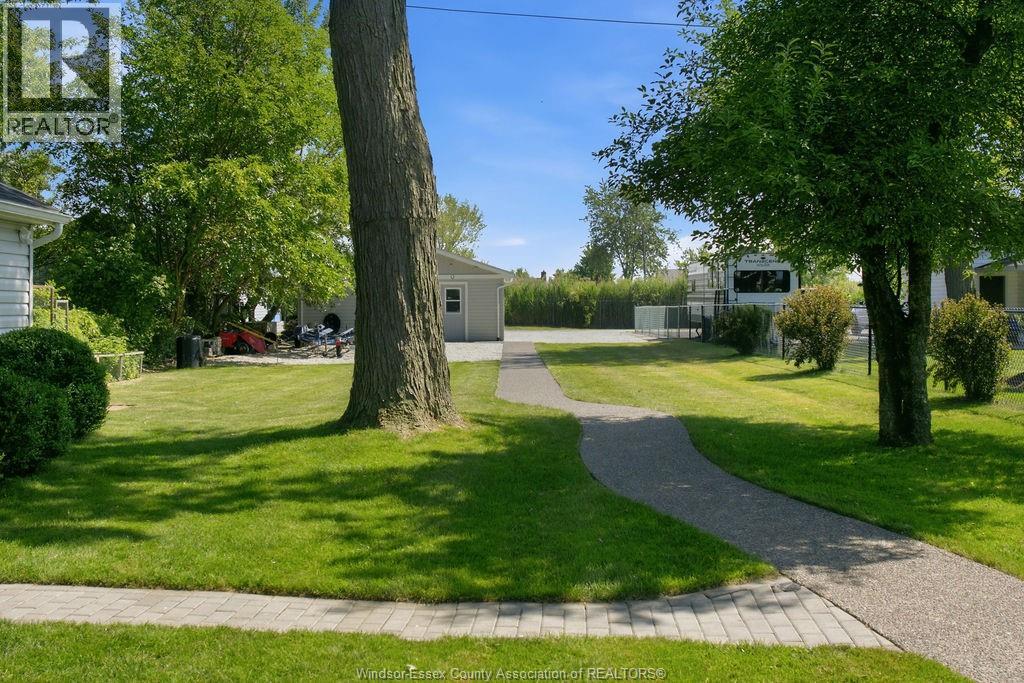 431 CHARRON BEACH - Image 34