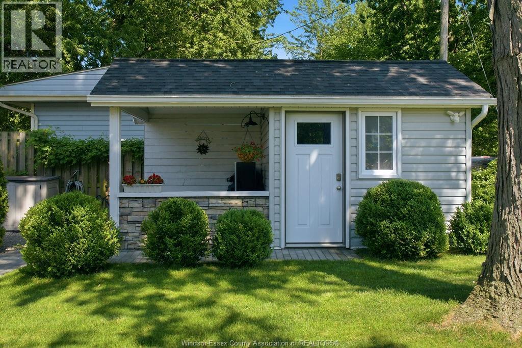 431 CHARRON BEACH - Image 35
