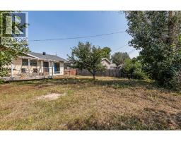 9 Heather Court, Irvine, AB T0J1V0 Photo 32