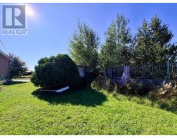 310 Cambridge Avenue, Iroquois Falls, ON P0K1E0 Photo 11