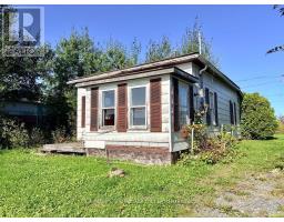 310 Cambridge Avenue, Iroquois Falls, ON P0K1E0 Photo 9