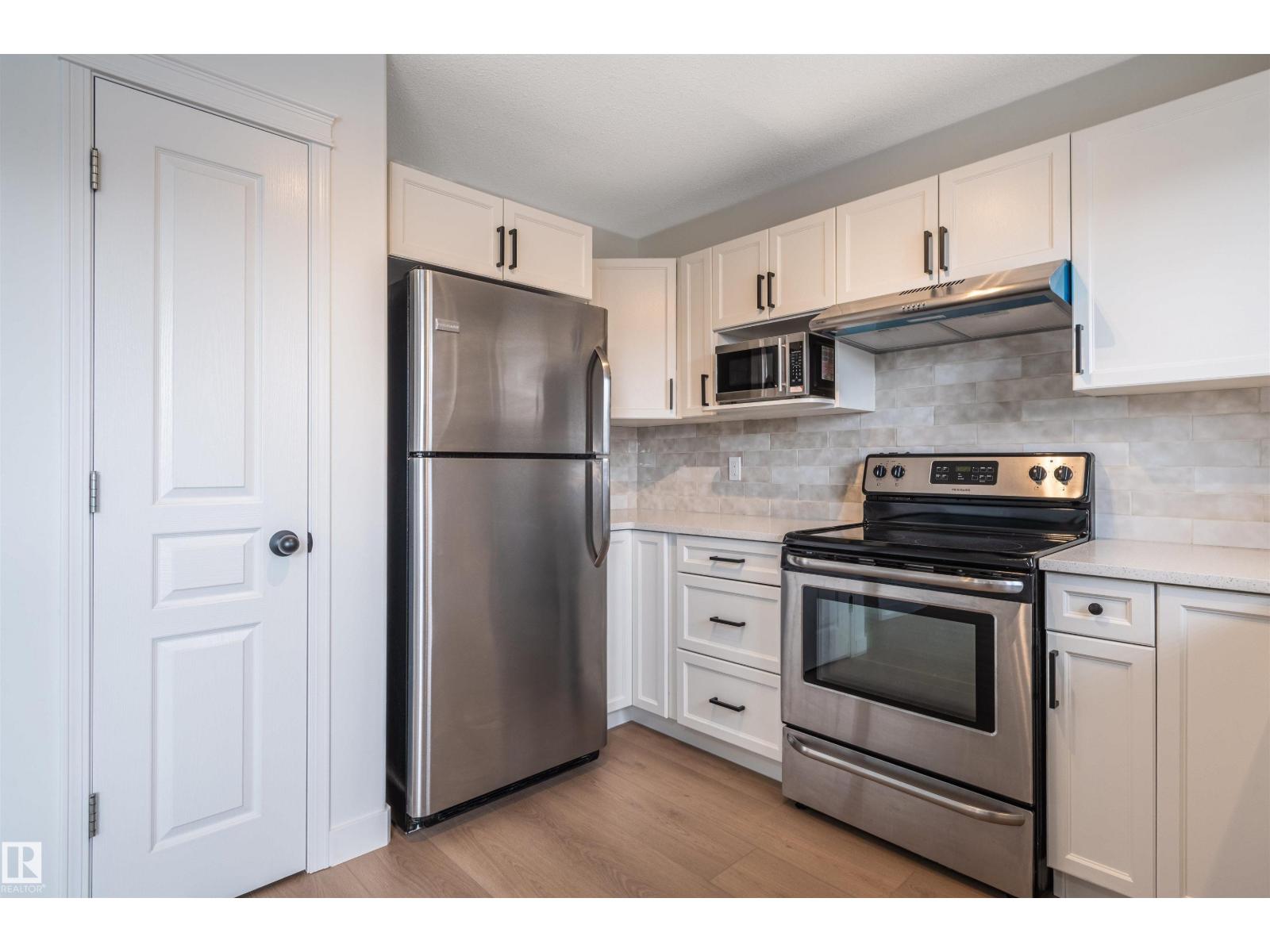 404 Hemingway Rd NW, The Hamptons — photo 17 of 30