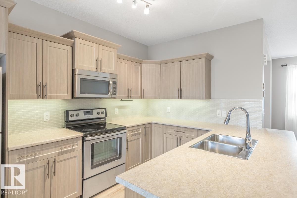 22 HOPE CM, Spruce Grove — photo 1