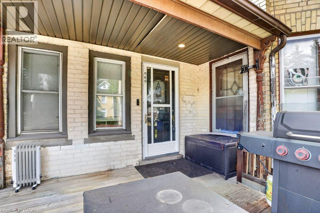 569 FREDERICK Street - 12