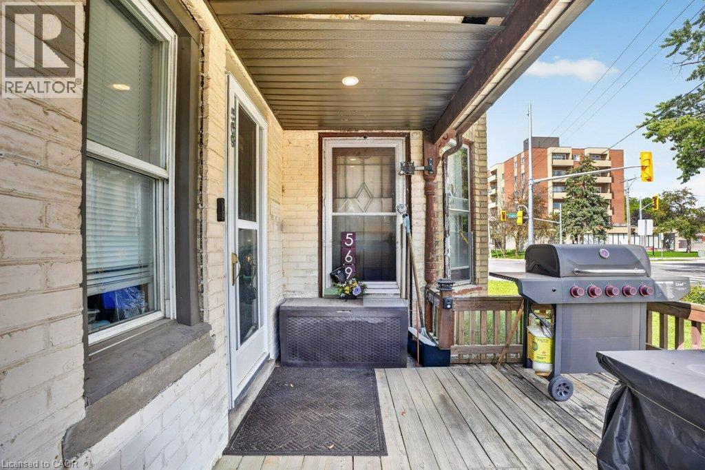569 FREDERICK Street - Image 11