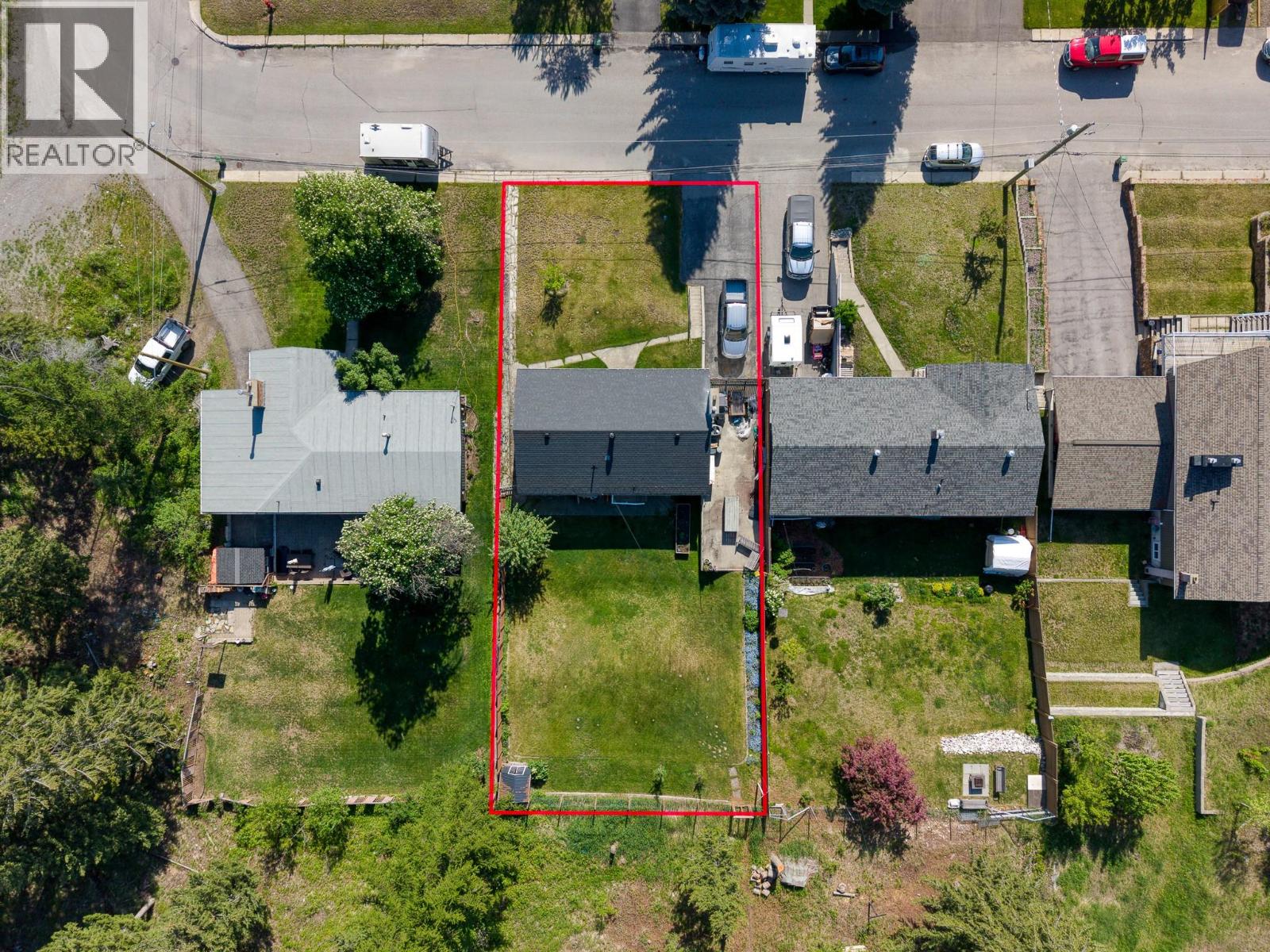 129 Levirs Avenue photo 26