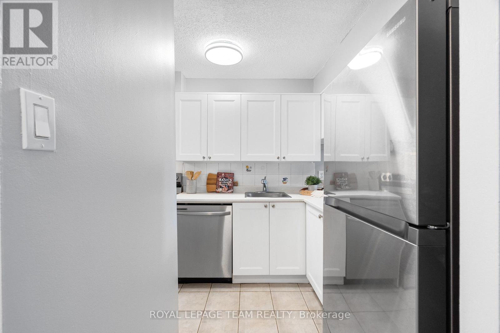 301 - 1180 OHIO STREET, Ottawa — photo 7