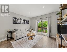 Laundry room - 306 Forestview Crescent, Renfrew, ON K7V0C4 Photo 8