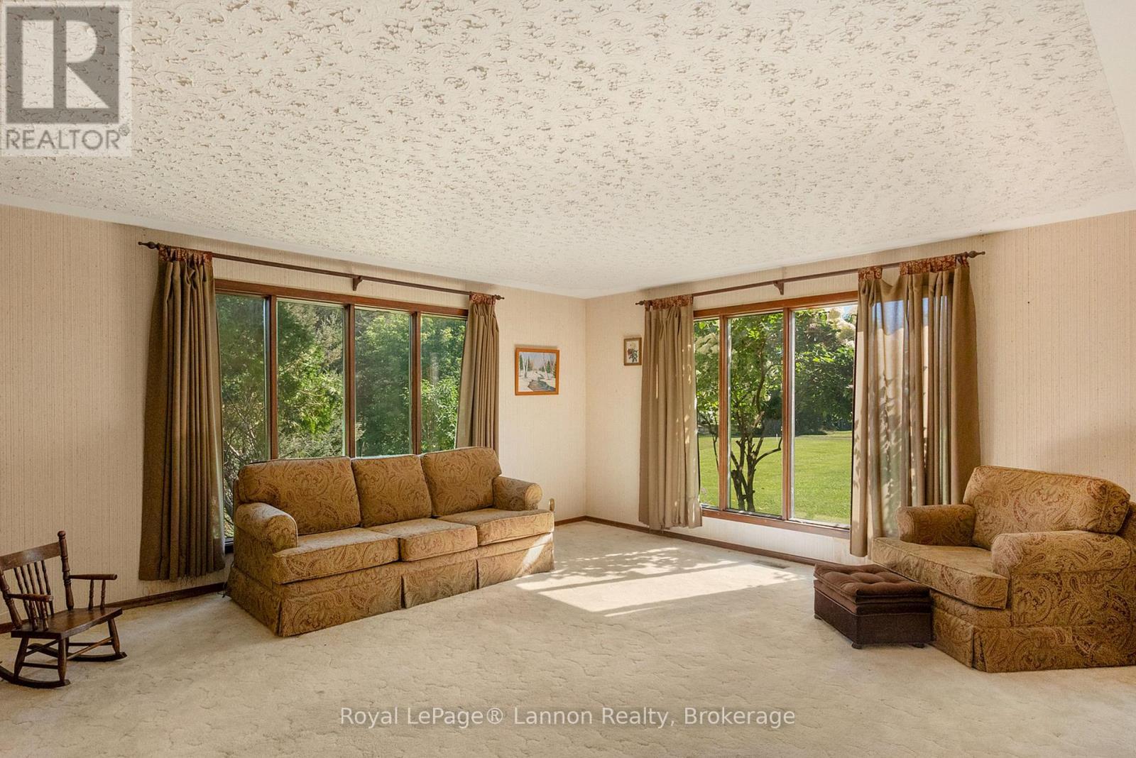 1319 VICTOR STREET - 5