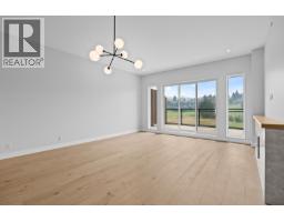 5pc Ensuite bath - 75 Predator Ridge Drive Unit# 604, Vernon, BC V1H1G4 Photo 8
