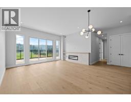 75 Predator Ridge Drive Unit# 604, Vernon, BC V1H1G4 Photo 10