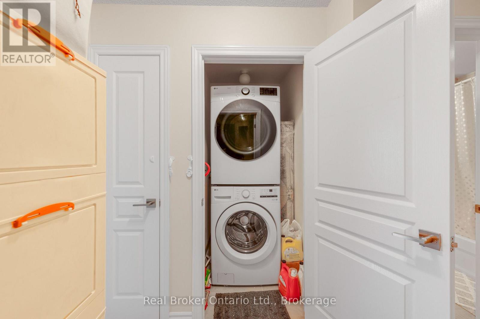 88 Decorso Drive — photo 17