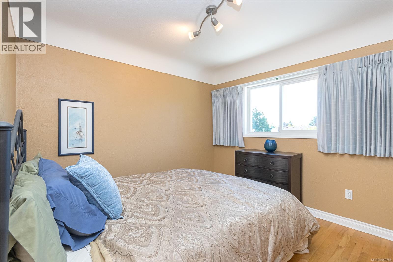1937 Newton St, Saanich