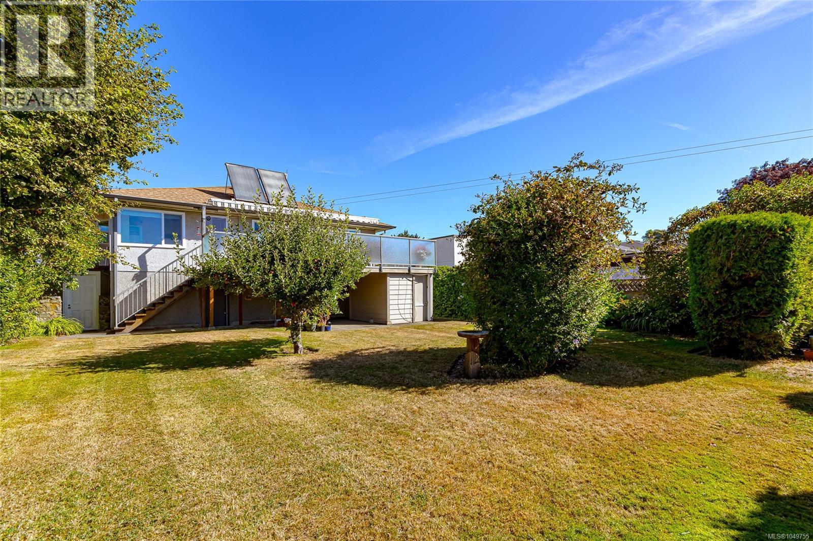 1937 Newton St, Saanich