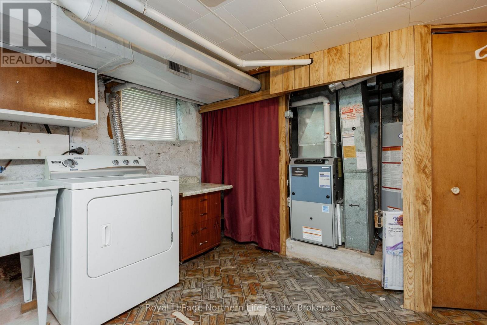 840 FRONT STREET - Image 30