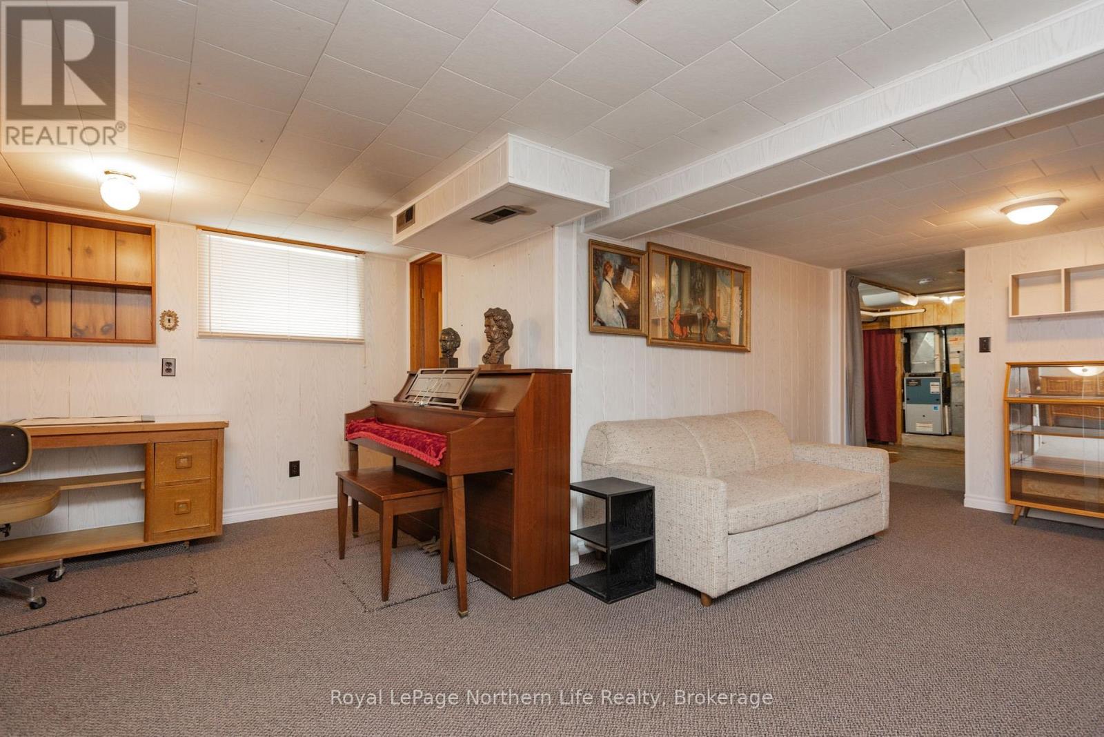 840 FRONT STREET - 35
