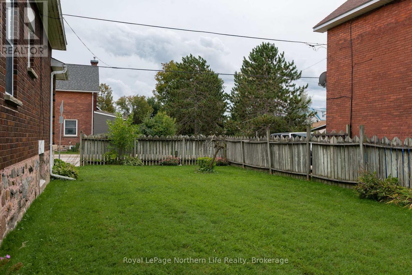840 FRONT STREET - 47