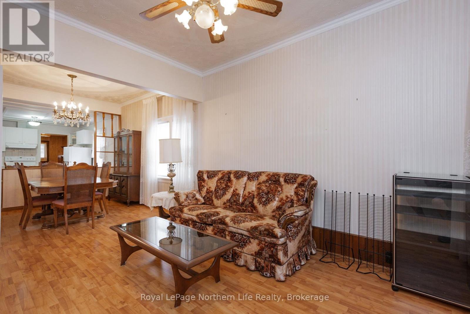 840 FRONT STREET, North Bay (Central) — photo 7