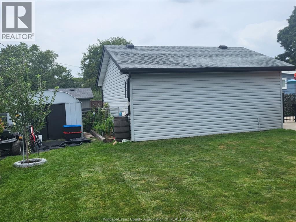 1570 STRATFORD COURT - 7