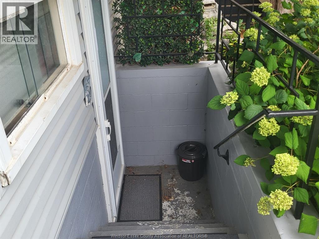 1570 STRATFORD COURT - 9