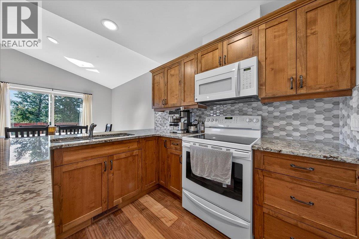 989 SWANSEA VIEW Road Unit# 10, Windermere — photo 6