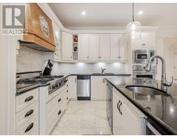 55 Viewmount Avenue, Toronto, ON M6B1T2 Photo 19