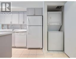 209 - 18 Beverley Street, Toronto, ON M5T3L2 Photo 8