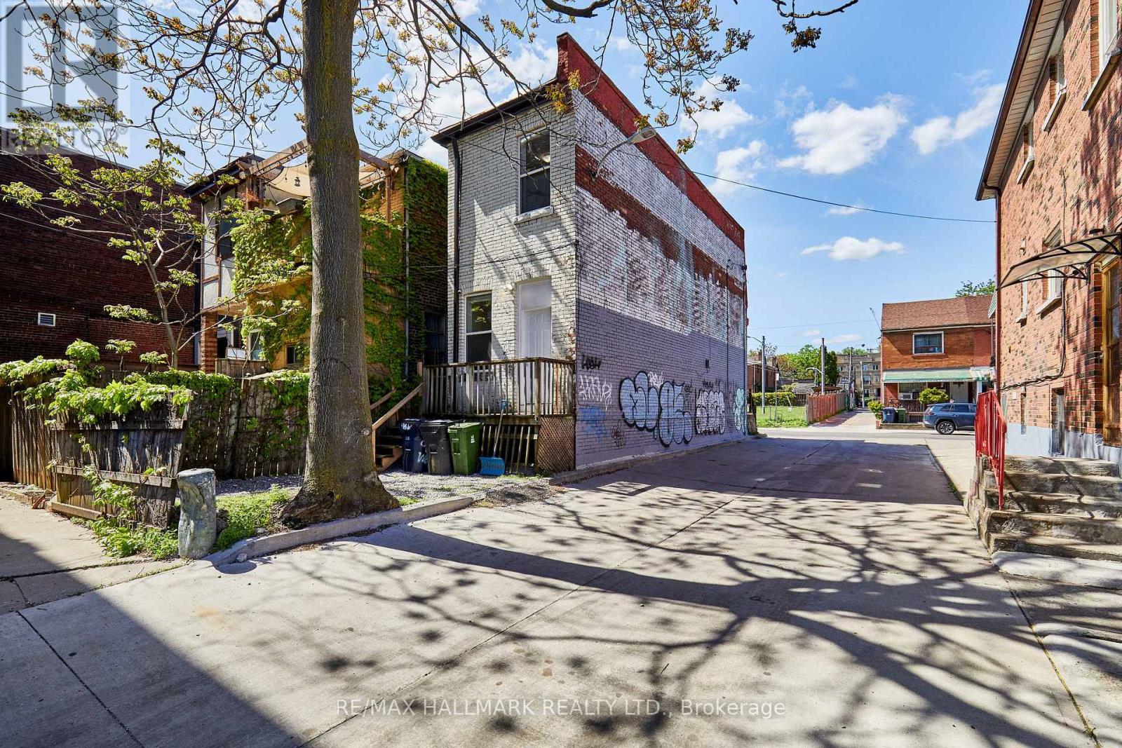 95 WOLSELEY STREET - 35