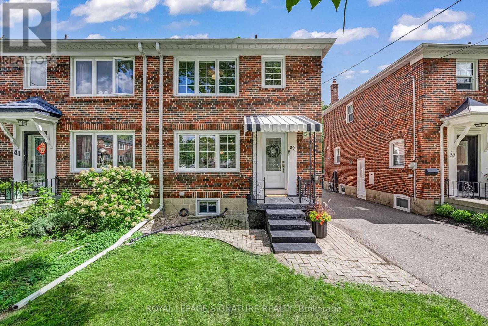 39 BRENTCLIFFE ROAD, Toronto (Leaside) — photo 2