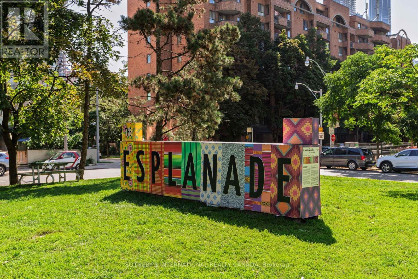 #907 222 THE ESPLANADE - 37