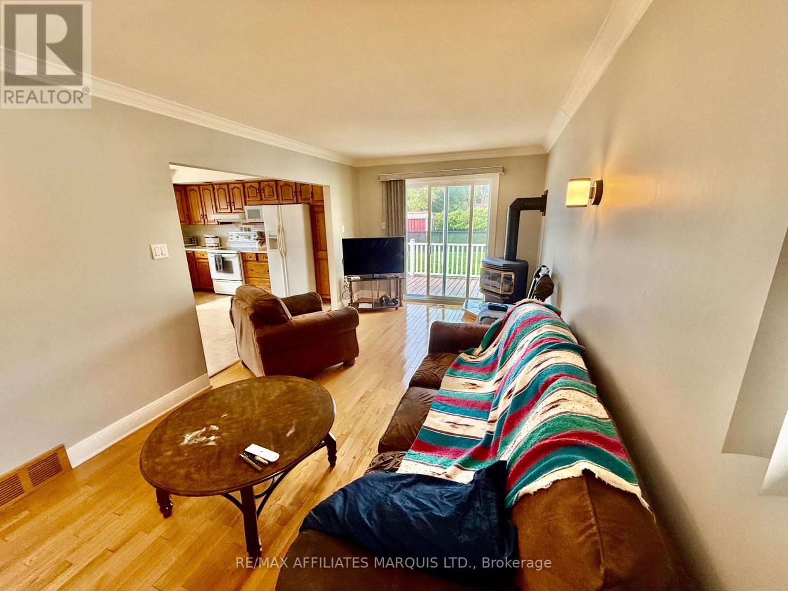 1330 AUBIN AVENUE - 5