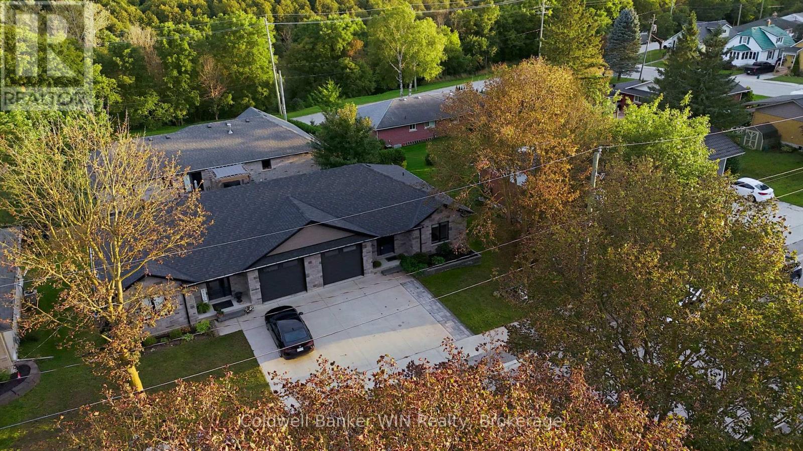 172 MILLER STREET, Wellington North (Mount Forest) — photo 4